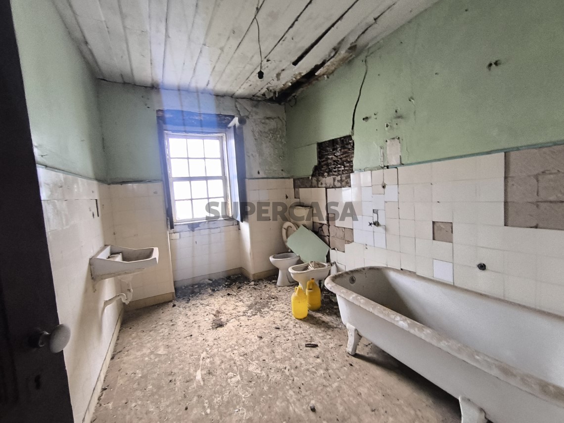 Prédio à venda em Abrantes (São Vicente e São João) e Alferrarede