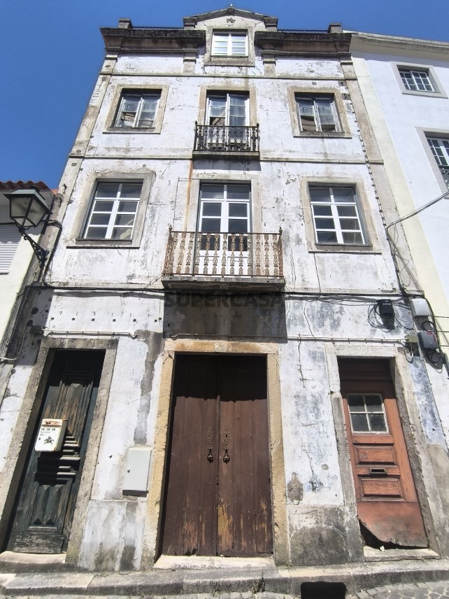 Prédio à venda na Rua Actor Taborda