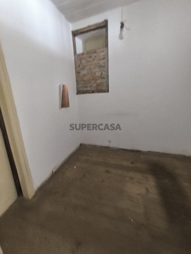 Prédio à venda na Rua Actor Taborda