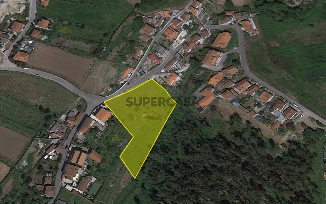 Moradia Isolada T2 à venda em Vila Nova de Famalicão,Braga