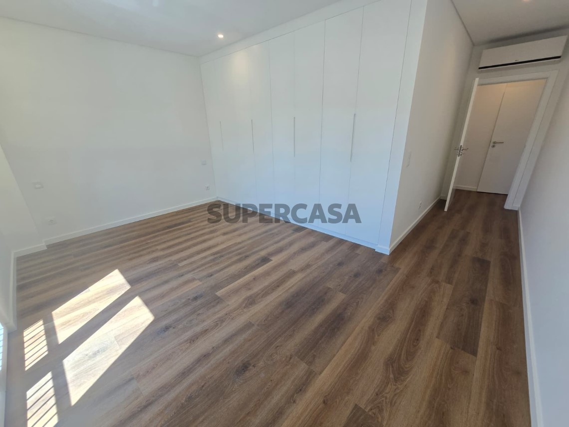 Quarto 1 - T4