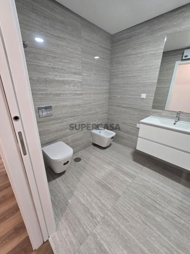 WC de Apoio aos Quartos - T4