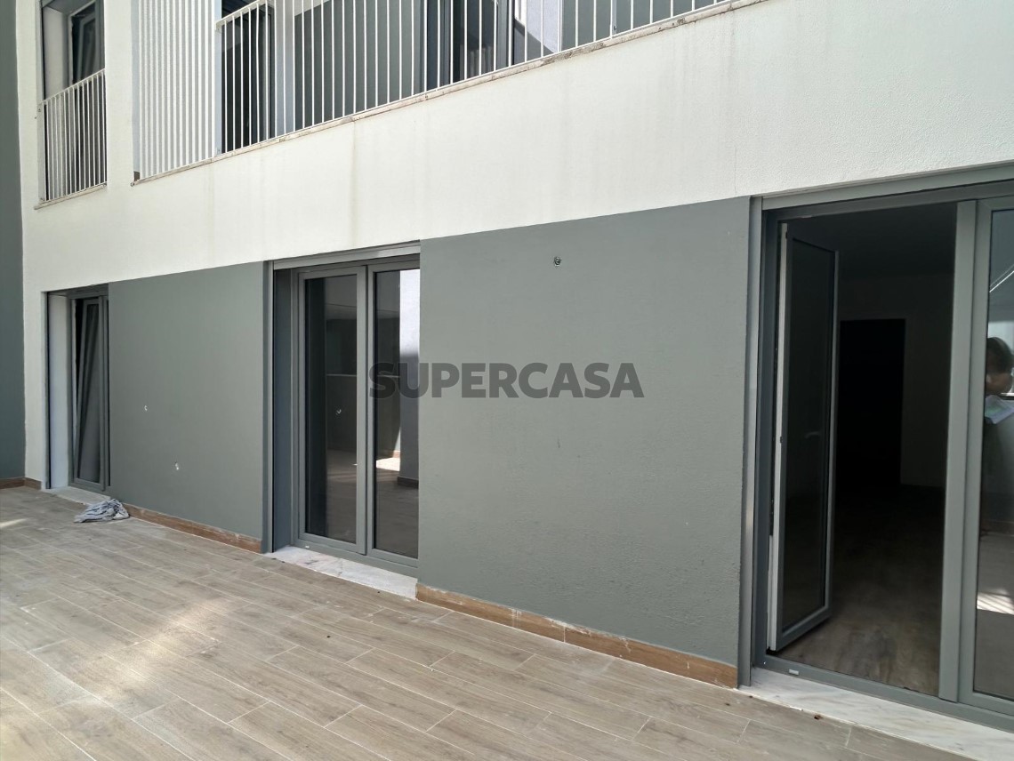 Nova construção à venda em Ramada e Caneças