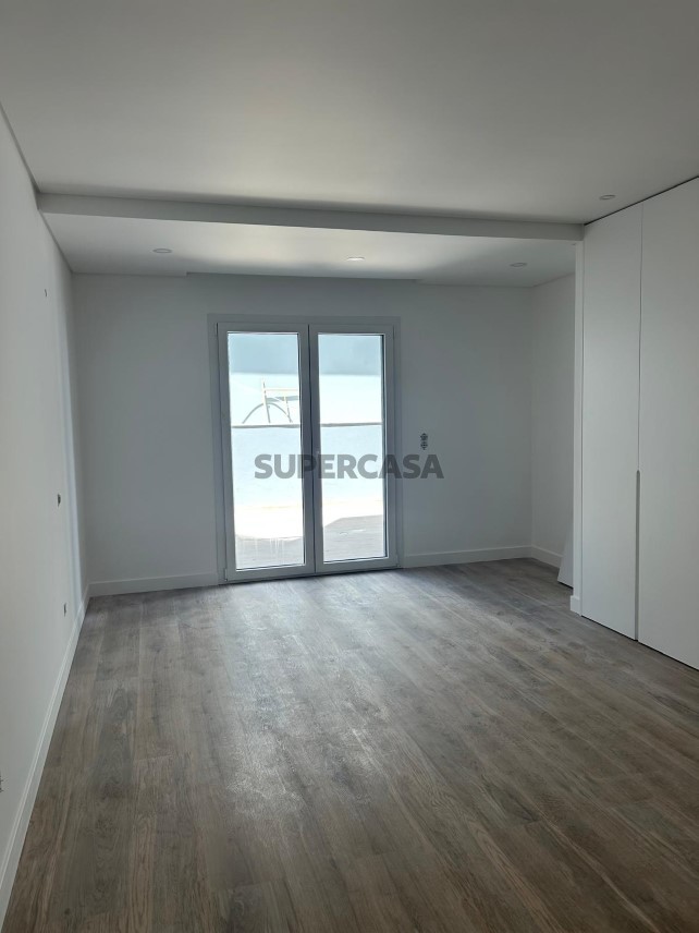 Nova construção à venda em Ramada e Caneças