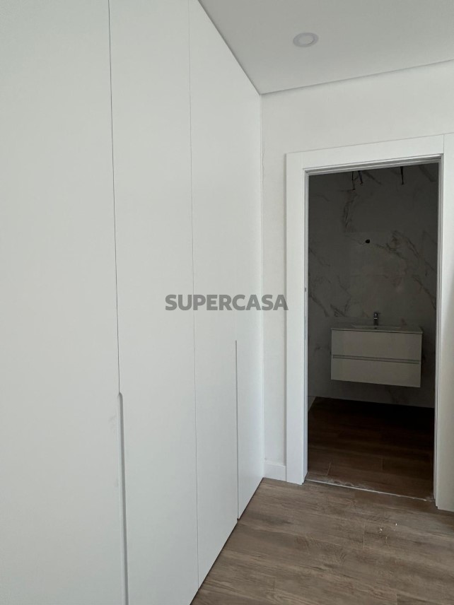 Nova construção à venda em Ramada e Caneças
