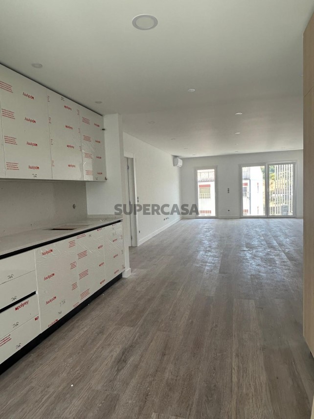 Nova construção à venda em Ramada e Caneças