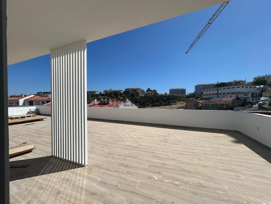 Nova construção à venda em Ramada e Caneças