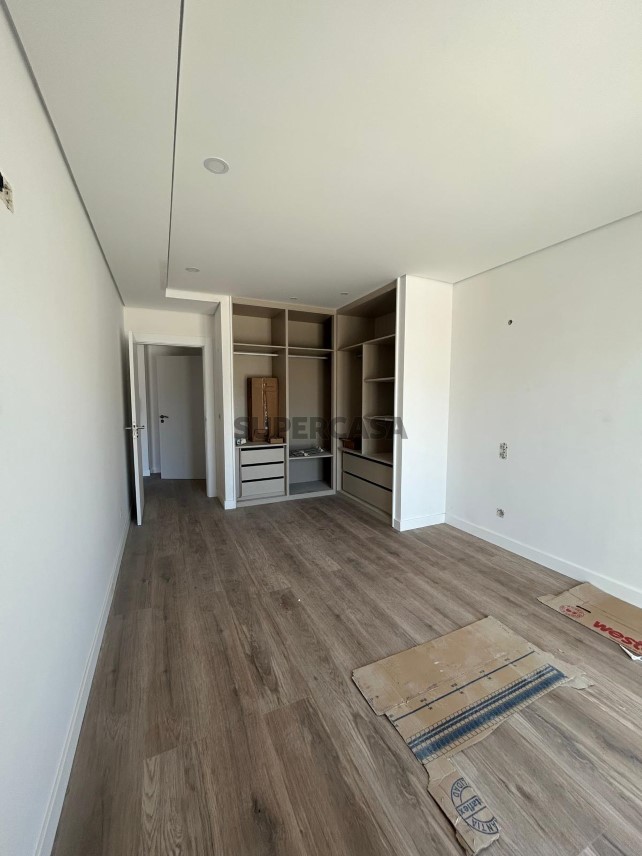 Nova construção à venda em Ramada e Caneças