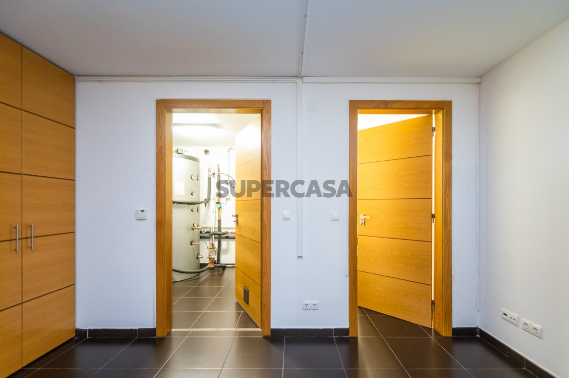 sala das máquinas e arrumos