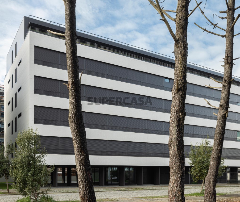 20251203-LOUSINHA-ARQUITECTOS-RIVER-LINE-001