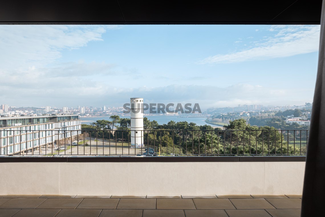 20251203-LOUSINHA-ARQUITECTOS-RIVER-LINE-018