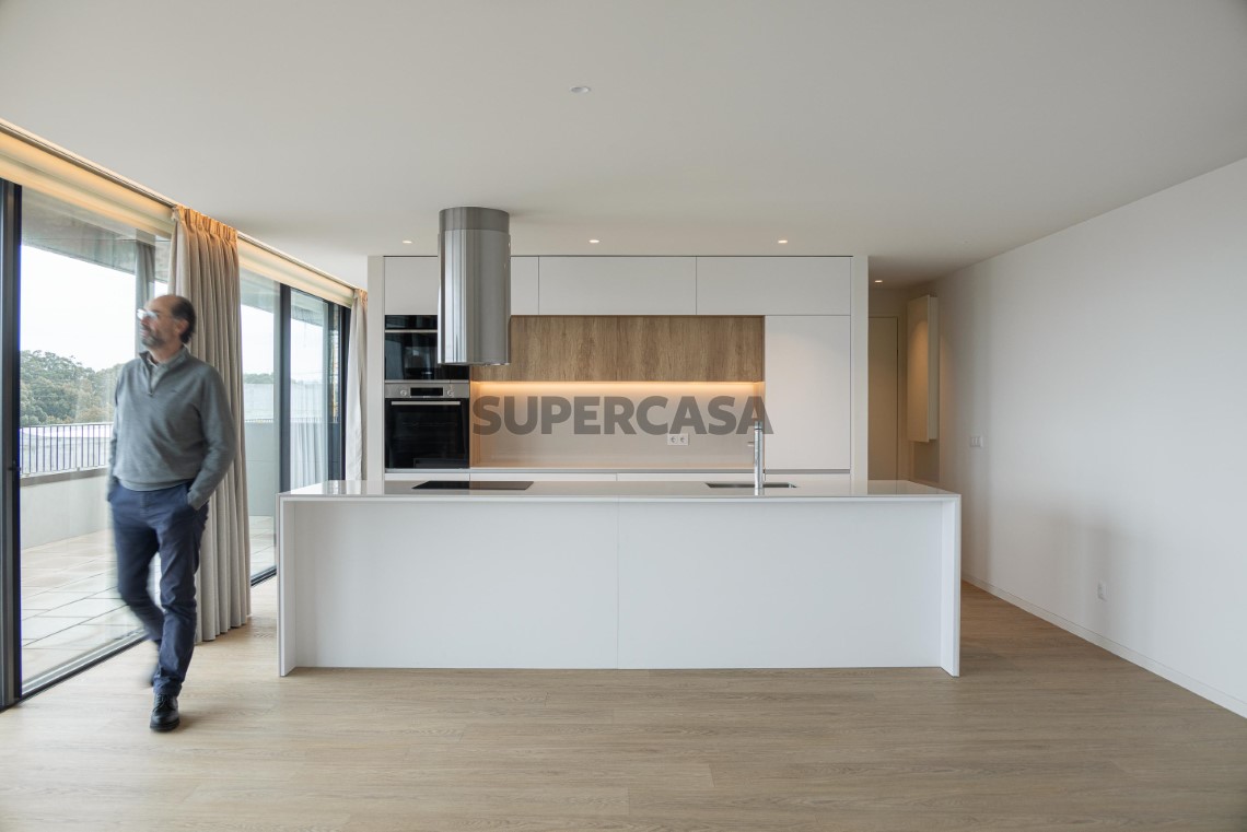 20251203-LOUSINHA-ARQUITECTOS-RIVER-LINE-023