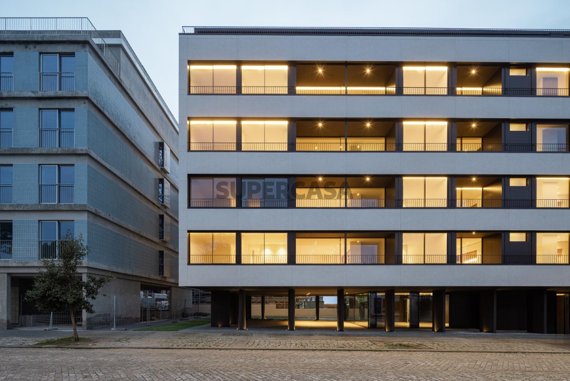 20251203-LOUSINHA-ARQUITECTOS-RIVER-LINE-057