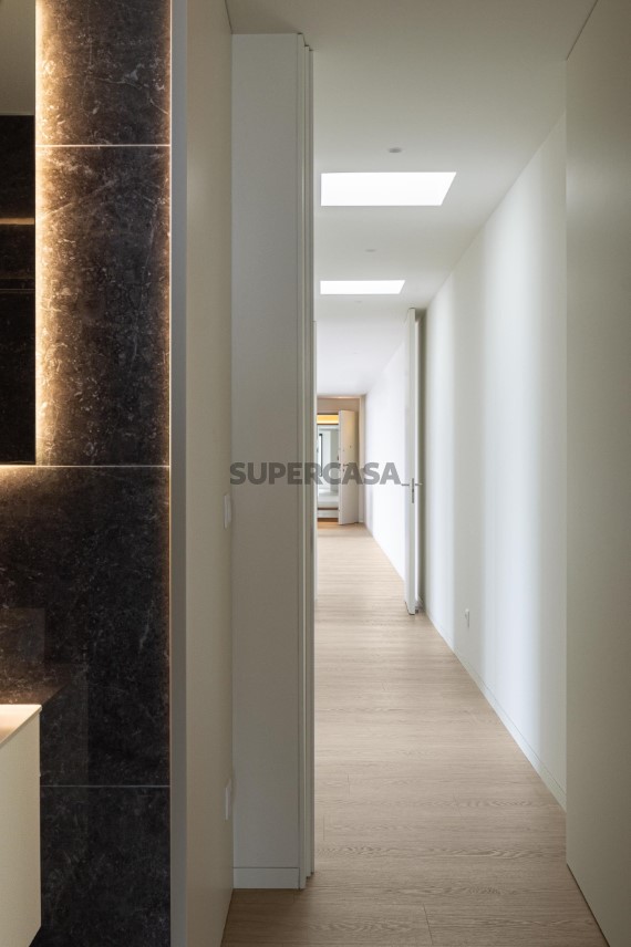 20251203-LOUSINHA-ARQUITECTOS-RIVER-LINE-031