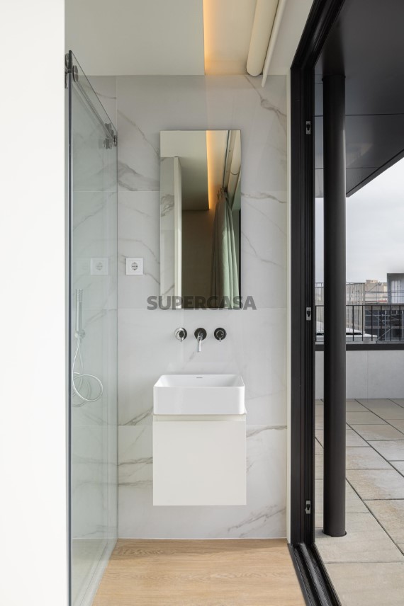 20251203-LOUSINHA-ARQUITECTOS-RIVER-LINE-035