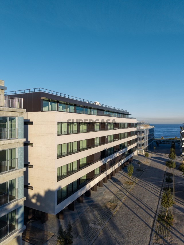 20251203-LOUSINHA-ARQUITECTOS-RIVER-LINE-074