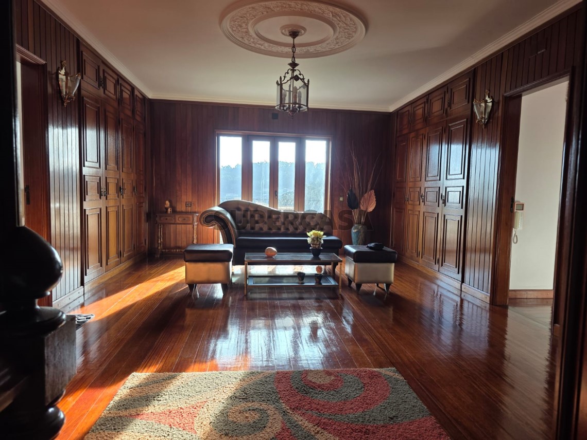 Maison 4 Chambres Triplex pour location au Sanfins de Ferreira
