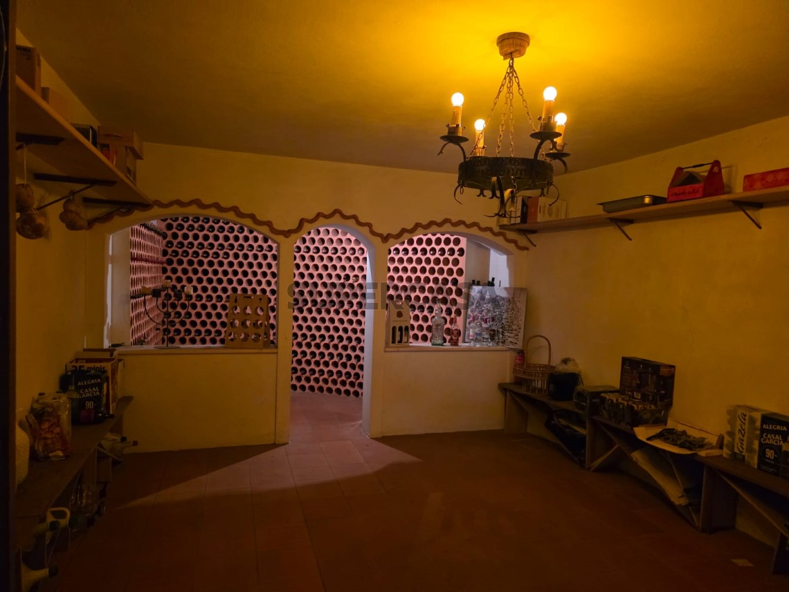 Maison 4 Chambres Triplex pour location au Sanfins de Ferreira