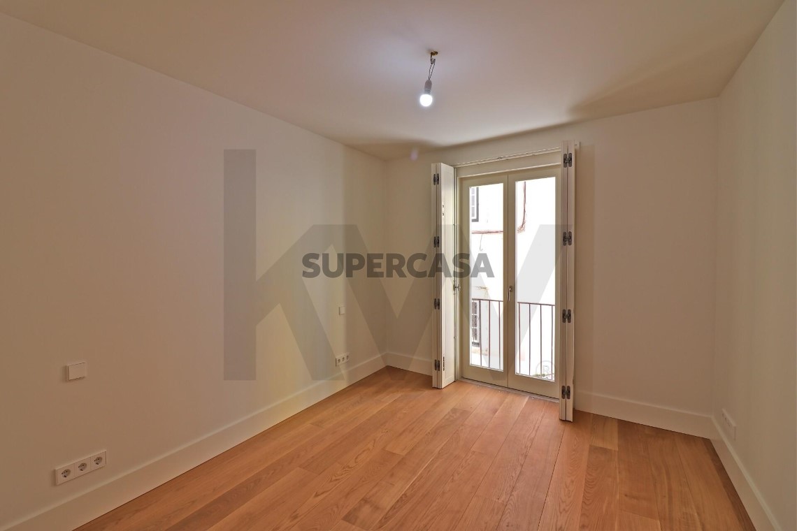 Apartment 2 Zimmer verkaufen auf Santo António