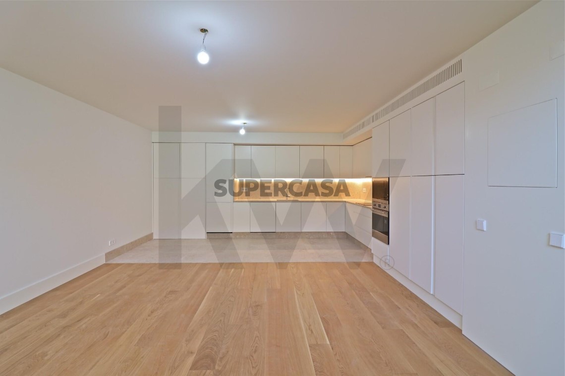 Apartment 2 Zimmer verkaufen auf Santo António