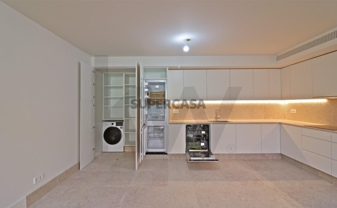 Apartment 2 Zimmer verkaufen auf Santo António