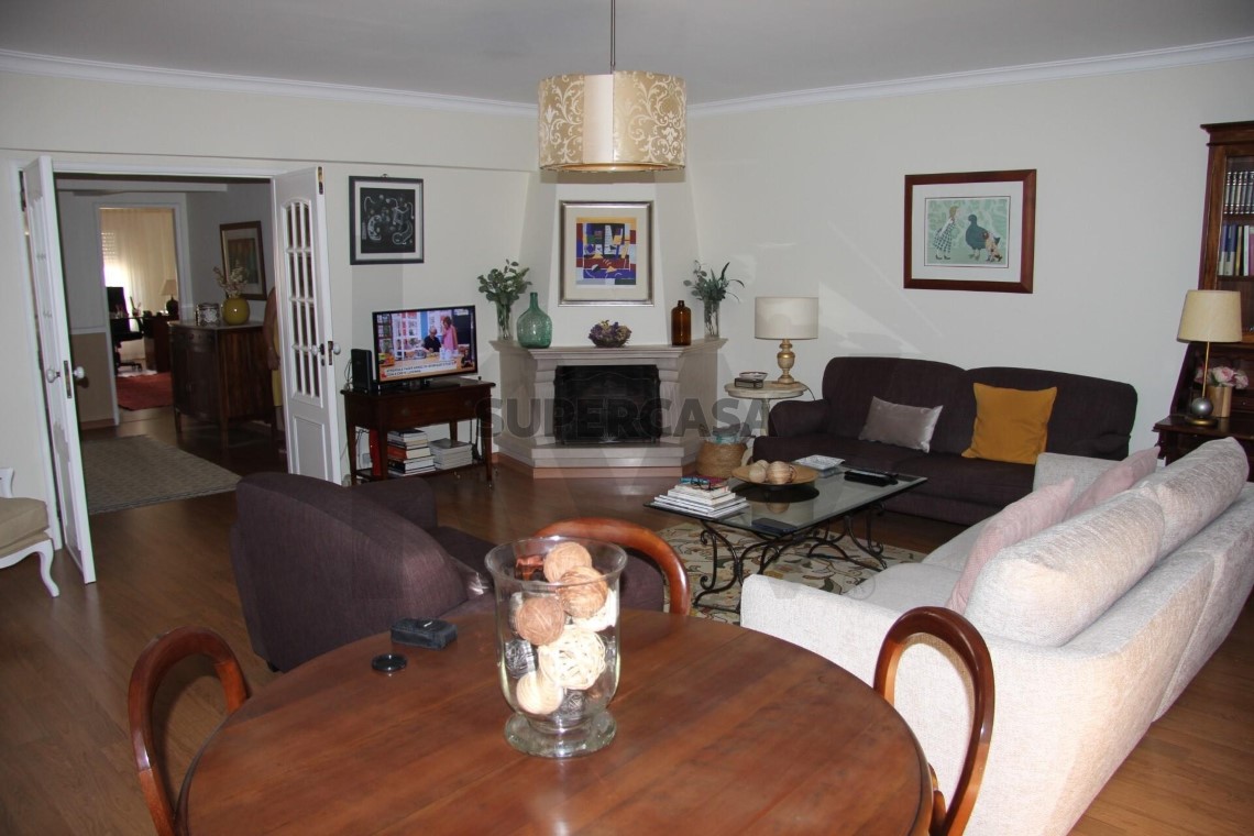 Apartment 3 Zimmer verkaufen auf Massamá e Monte Abraão