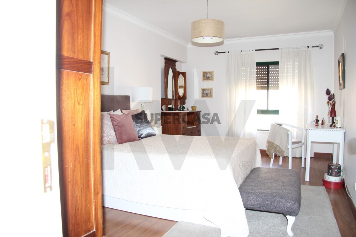 Apartment 3 Zimmer verkaufen auf Massamá e Monte Abraão