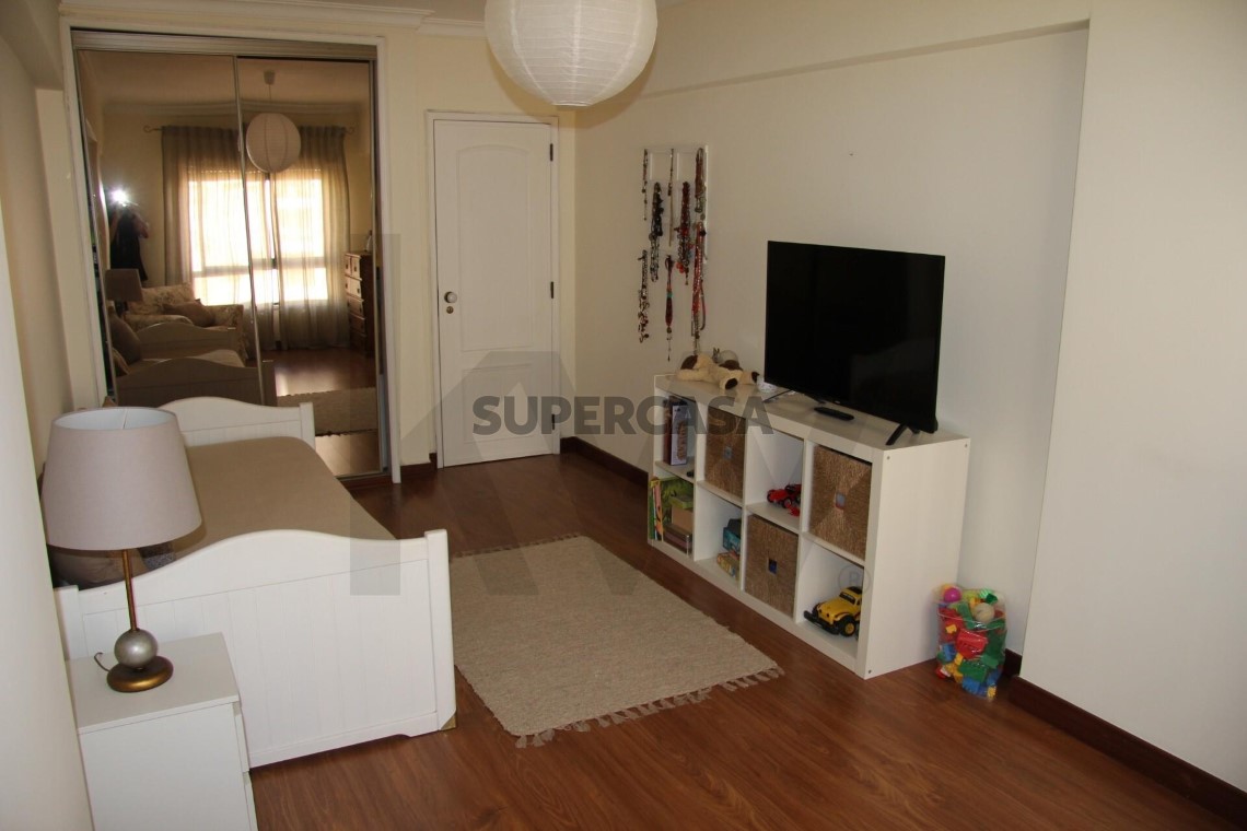 Apartment 3 Zimmer verkaufen auf Massamá e Monte Abraão