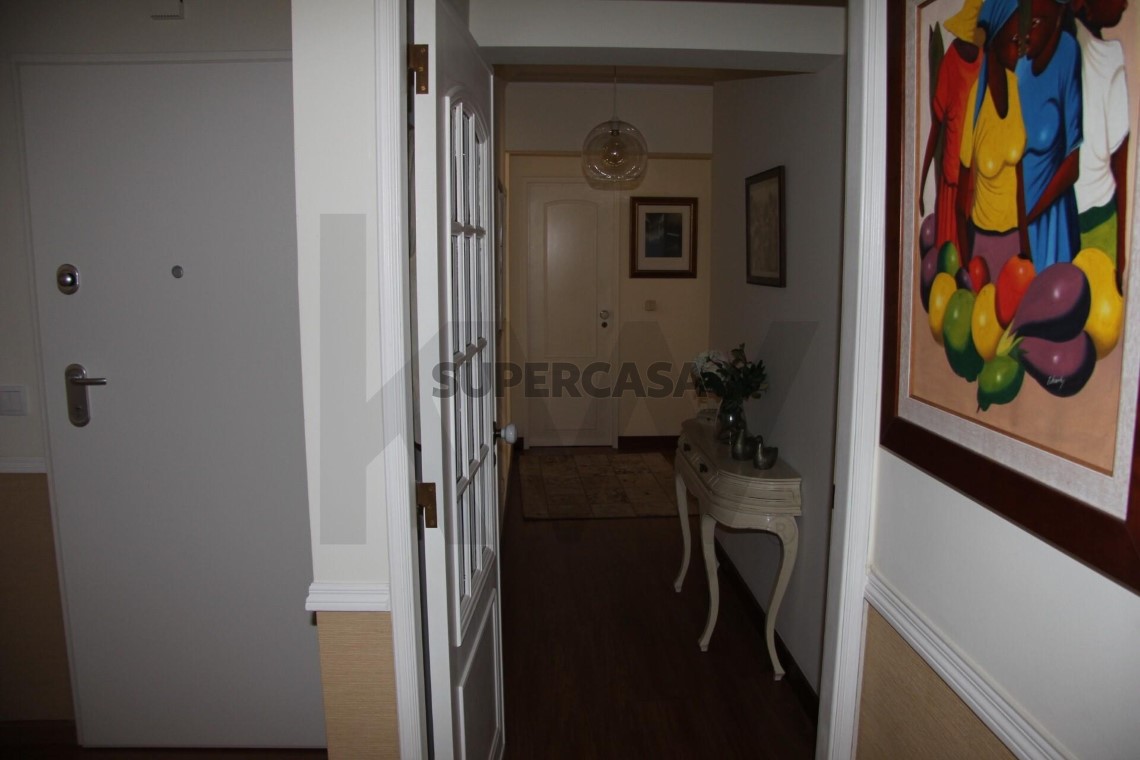 Apartment 3 Zimmer verkaufen auf Massamá e Monte Abraão