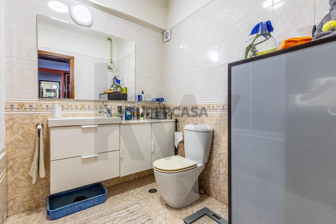 Apartment 2 Zimmer verkaufen auf Massamá e Monte Abraão