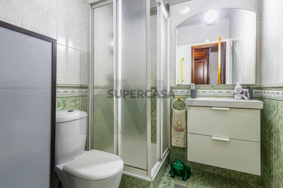 Apartment 2 Zimmer verkaufen auf Massamá e Monte Abraão