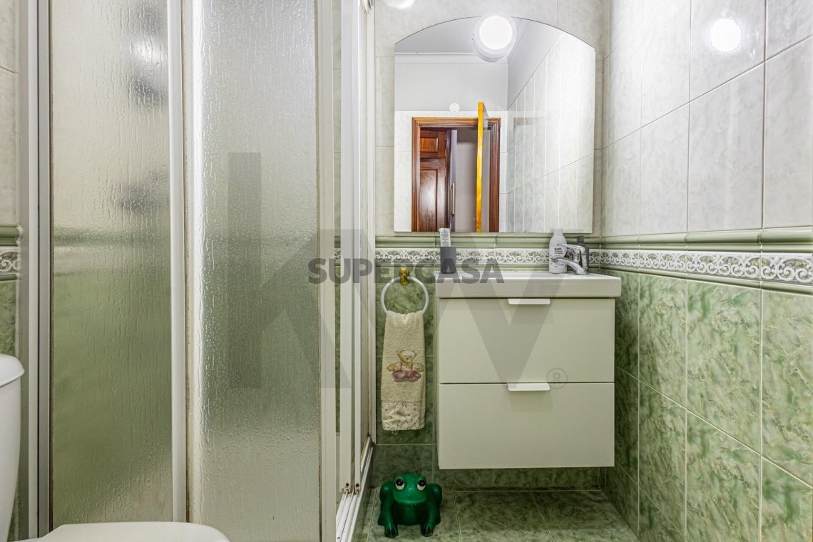 Apartment 2 Zimmer verkaufen auf Massamá e Monte Abraão