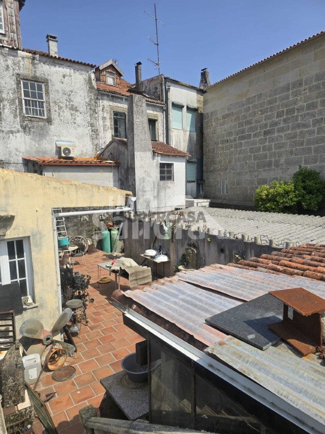 Prédio à venda em Valença, Cristelo Covo e Arão