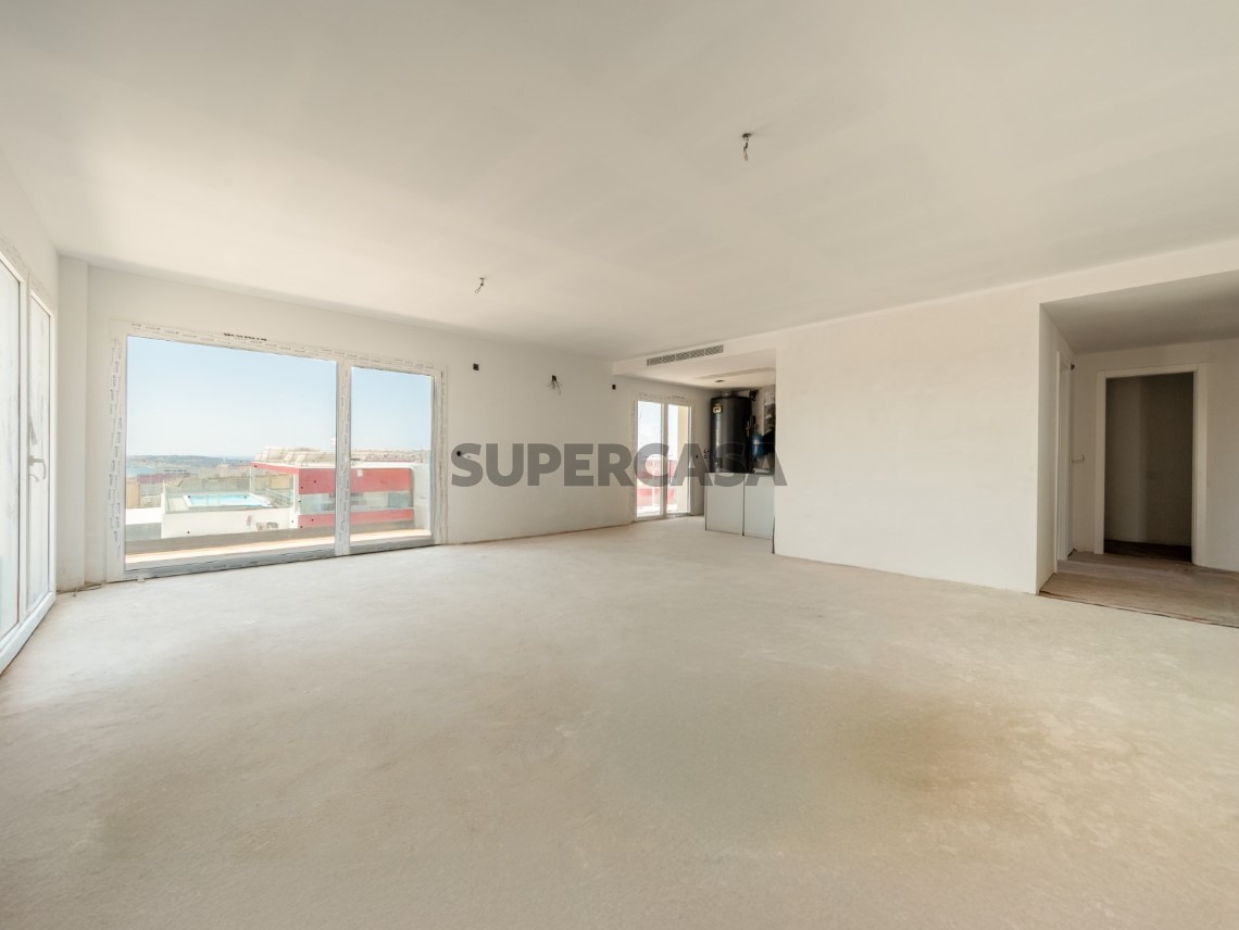 Apartamento T4 | Carnaxide