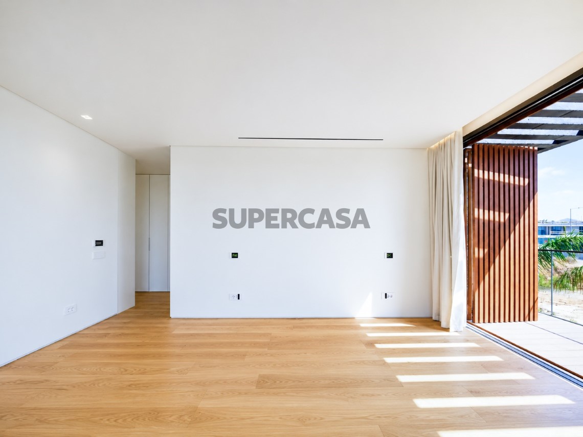 Moradia T4 c/Piscina | Birre