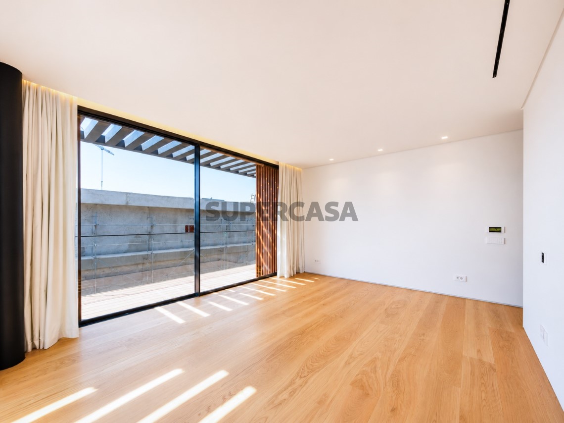 Moradia T4 c/Piscina | Birre