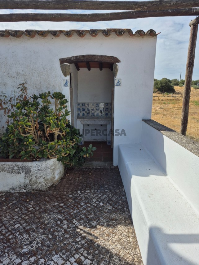 WC Quintal