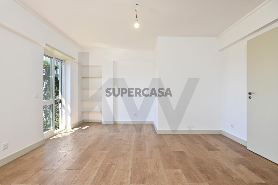 Apartment 4 Zimmer verkaufen auf Cascais e Estoril