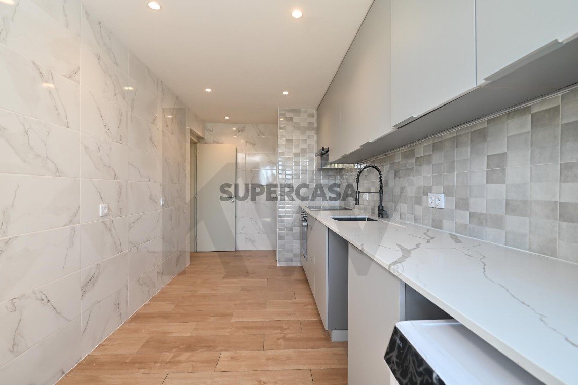 Apartment 4 Zimmer verkaufen auf Cascais e Estoril