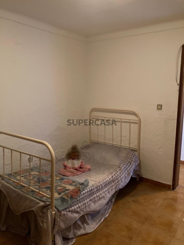 Prédio à venda em Cano, 1º andar