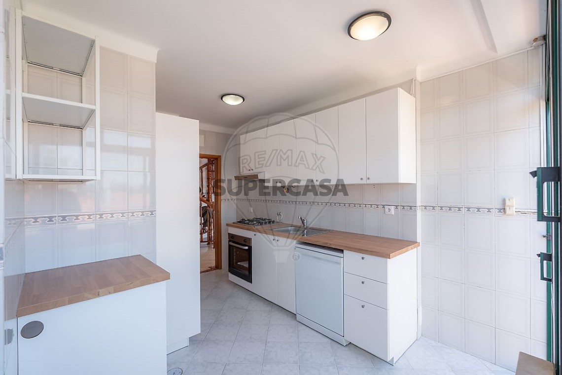 Apartamento 2 habitaciones en venta en Santo António dos Olivais