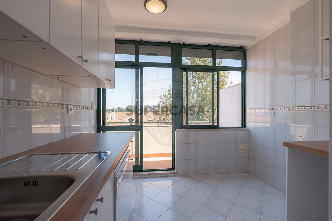 Apartamento 2 habitaciones en venta en Santo António dos Olivais