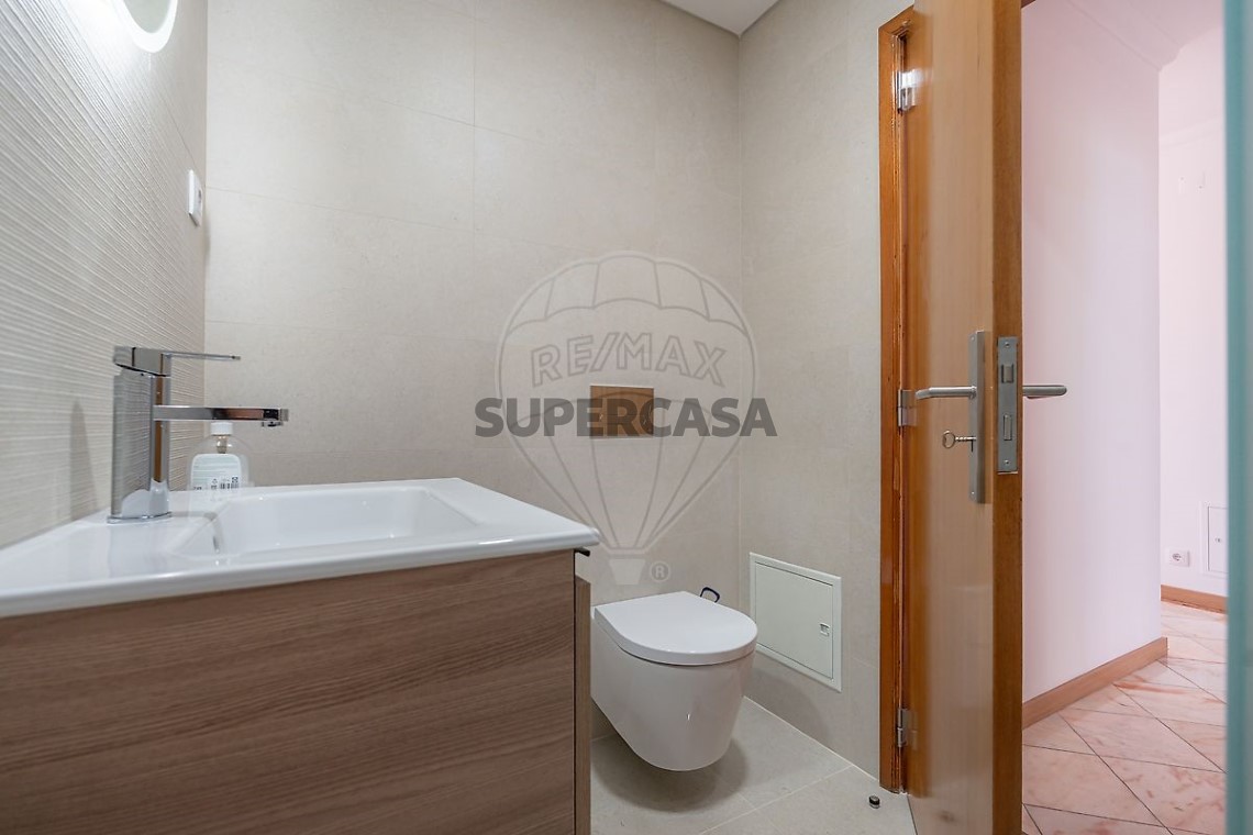 Apartamento 2 habitaciones en venta en Santo António dos Olivais