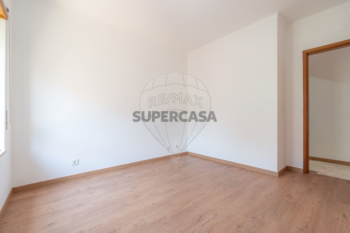 Apartamento 2 habitaciones en venta en Santo António dos Olivais