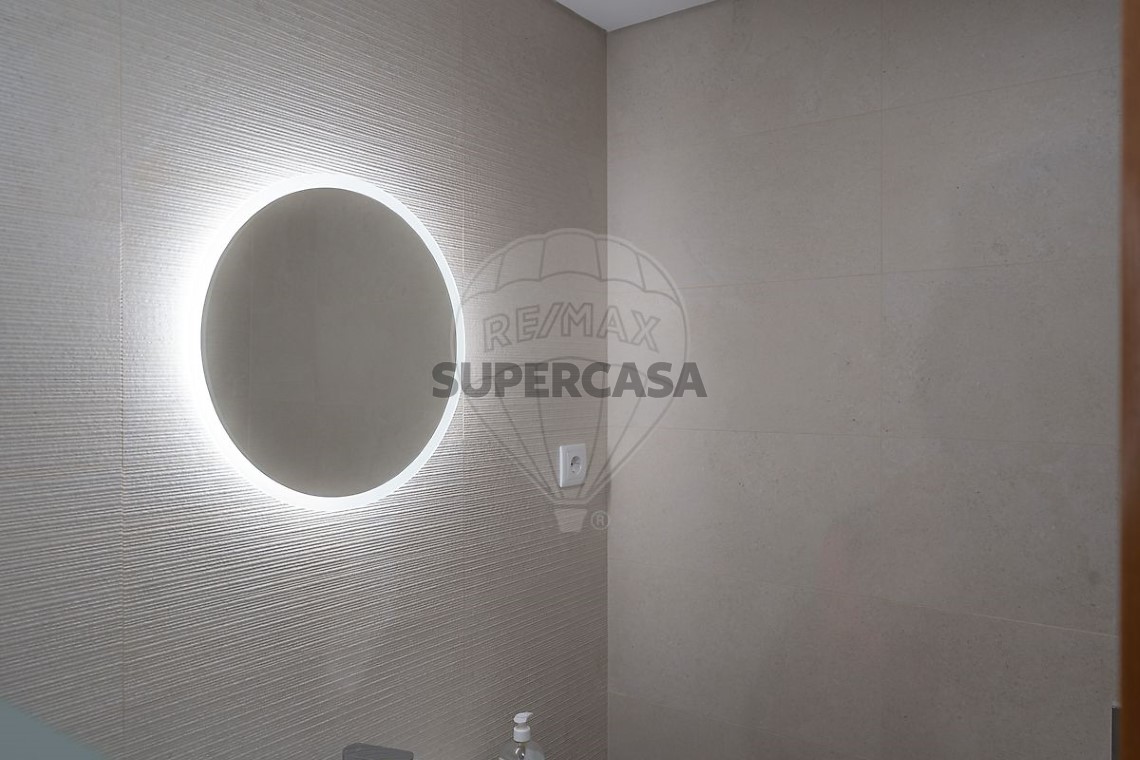 Apartamento 2 habitaciones en venta en Santo António dos Olivais