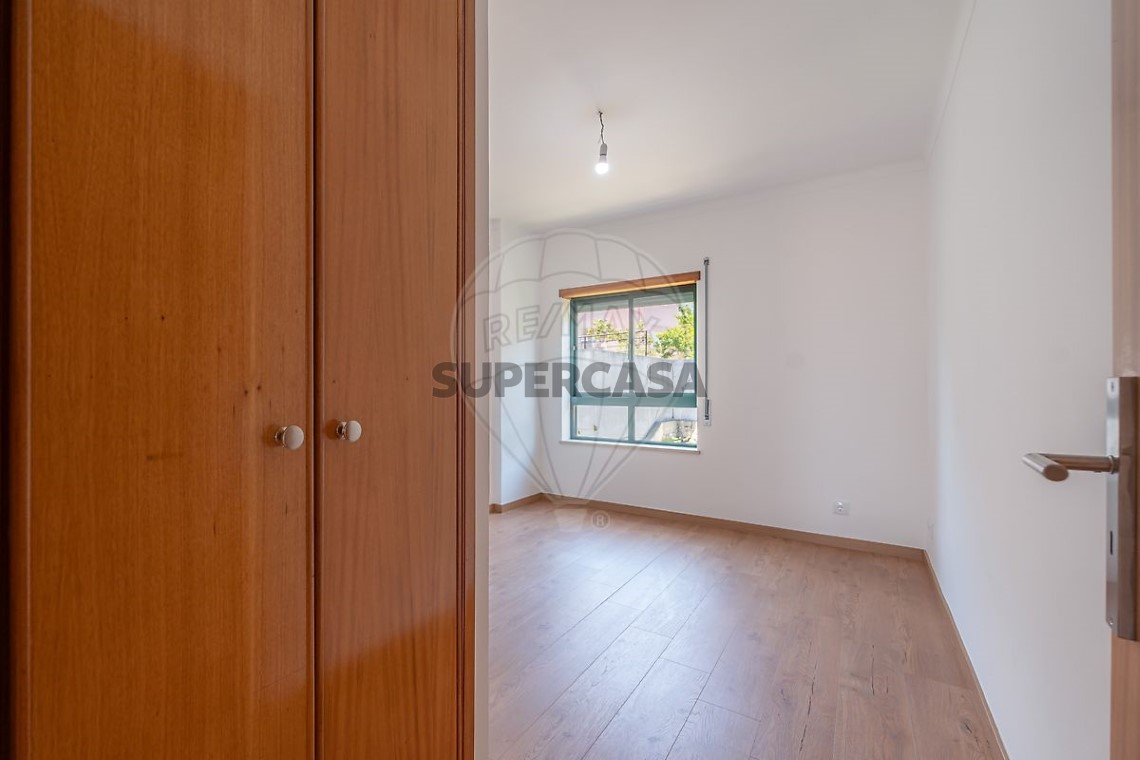 Apartamento 2 habitaciones en venta en Santo António dos Olivais