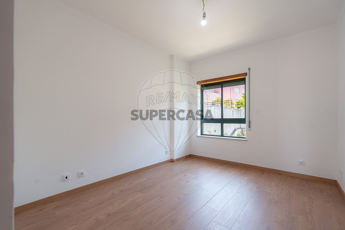 Apartamento 2 habitaciones en venta en Santo António dos Olivais