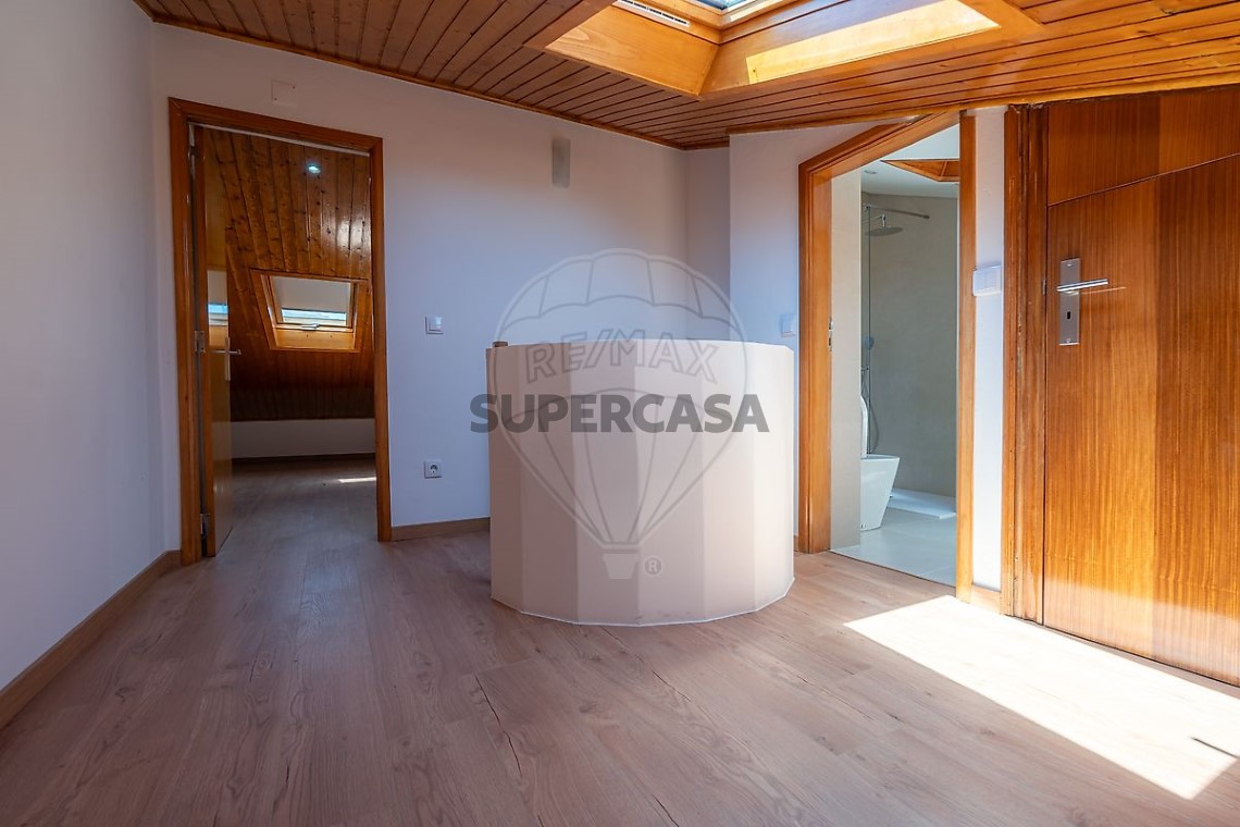 Apartamento 2 habitaciones en venta en Santo António dos Olivais