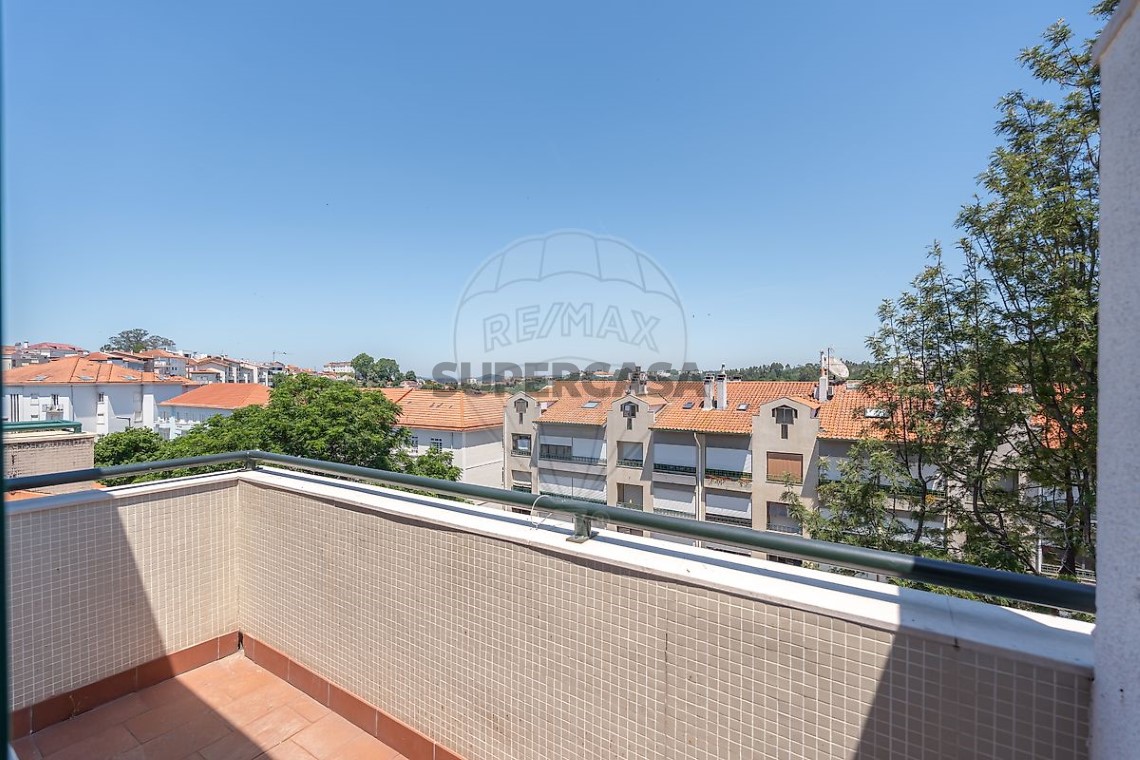 Apartamento 2 habitaciones en venta en Santo António dos Olivais