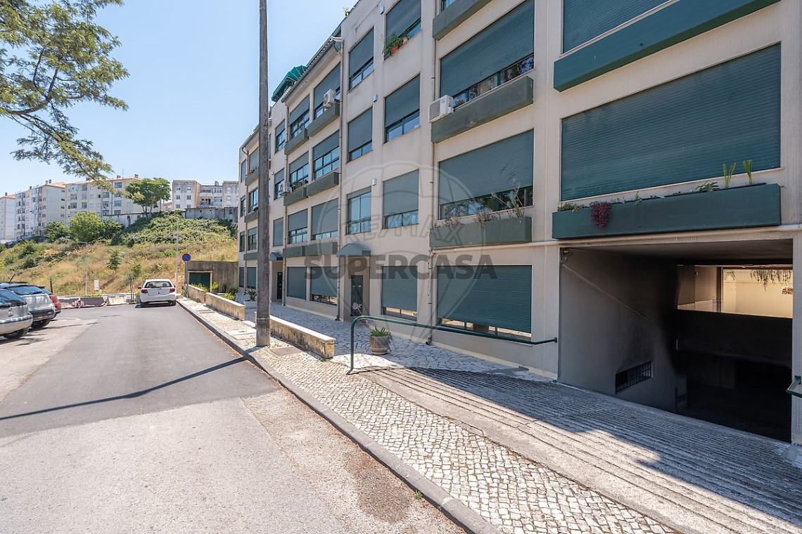 Apartamento 2 habitaciones en venta en Santo António dos Olivais